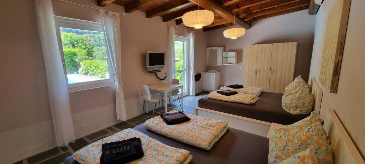 Casa Romantica Colico Luaran gambar