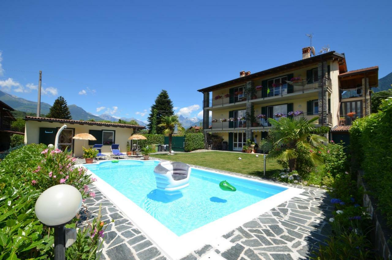 Casa Romantica Colico Luaran gambar